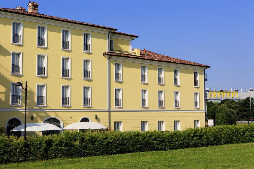 Отель Maranello Palace Экстерьер фото